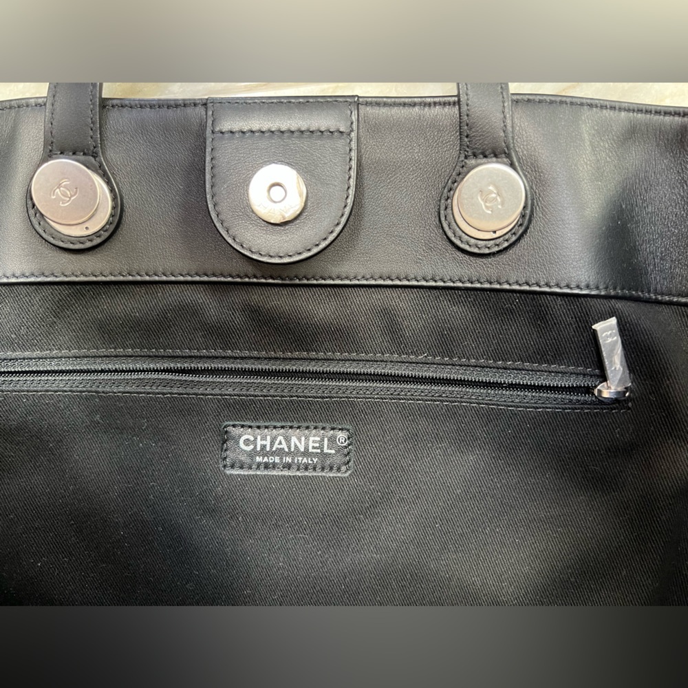 CHANEL COCO EYELET LARGE SHOPPING TOTE Black Calfskin Chain CC Bag Rare - Picture 11 of 16